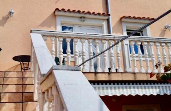 Apartman Luna Пунат Экстерьер фото